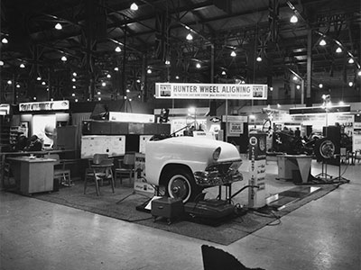 history-1960s-1967-tradeshow